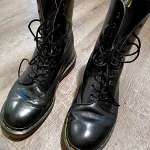 Dr. Martens 1490